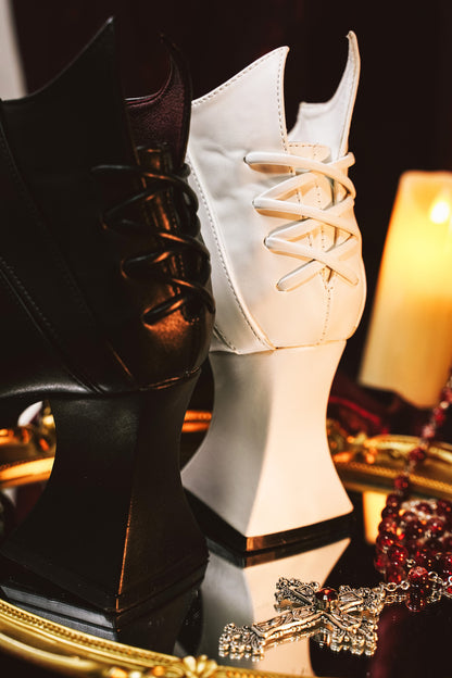Bottines gothiques vampire à talon verre à vin