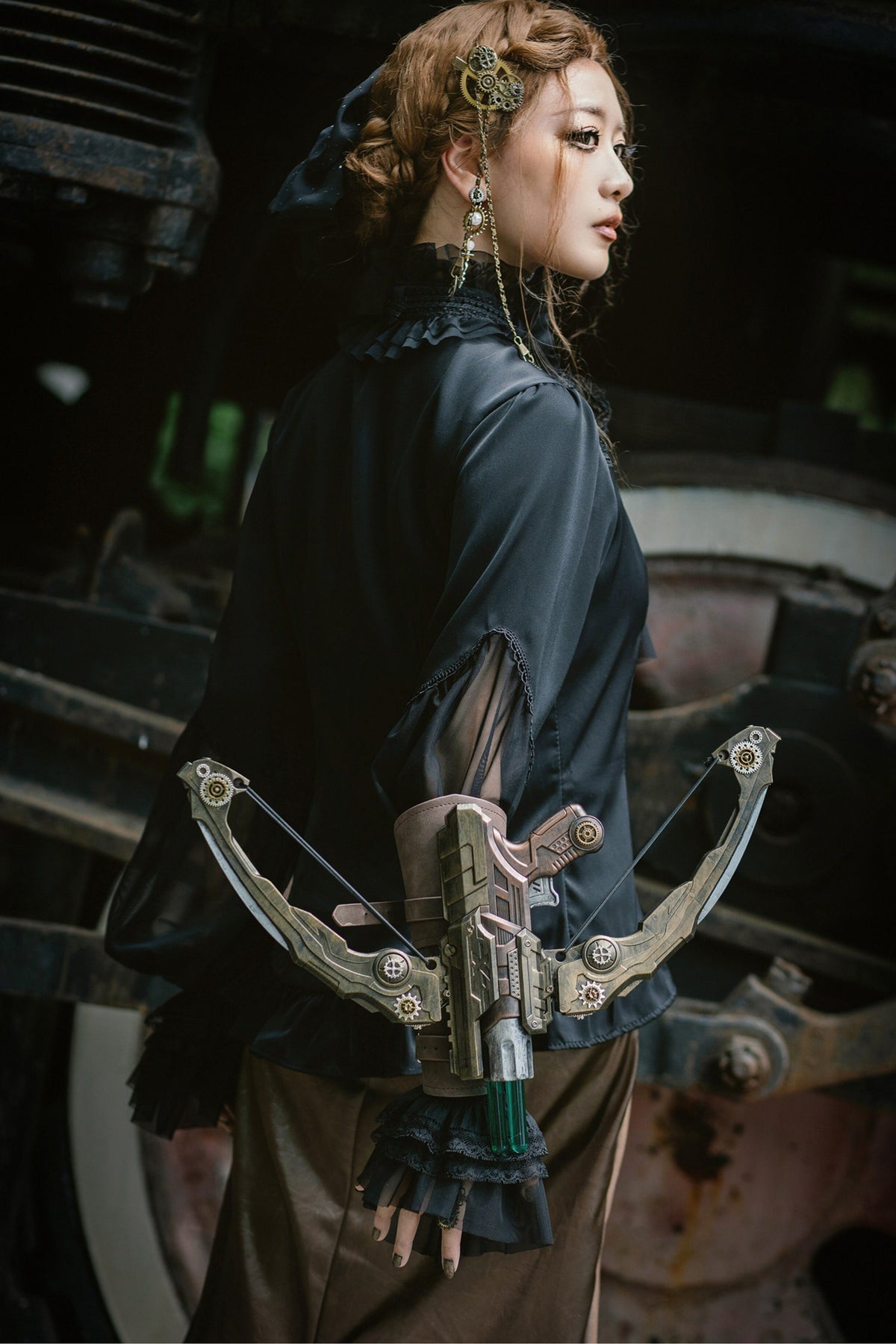 Chemise gothique à manches longues avec dentelle et volants