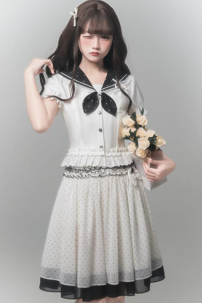 Blusa marinera de lunares + falda + accesorios　