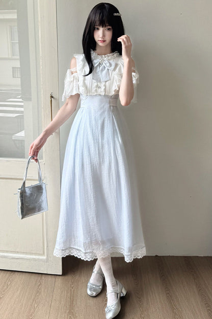 Schulterfreies Kurzarmkleid mit Einsätzen