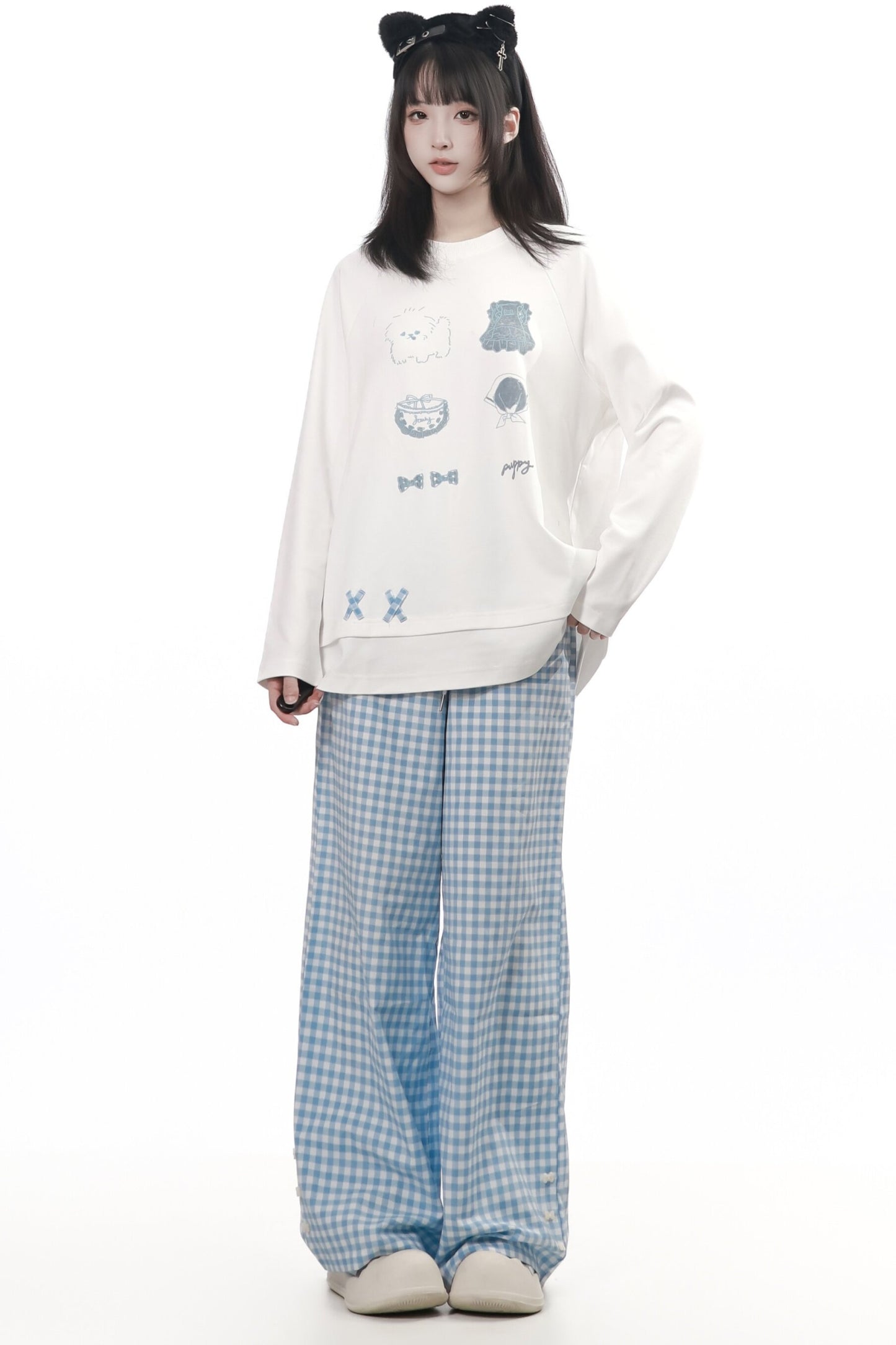 Completo top a maniche lunghe e pantaloni con stampa cucciolo e motivo scozzese