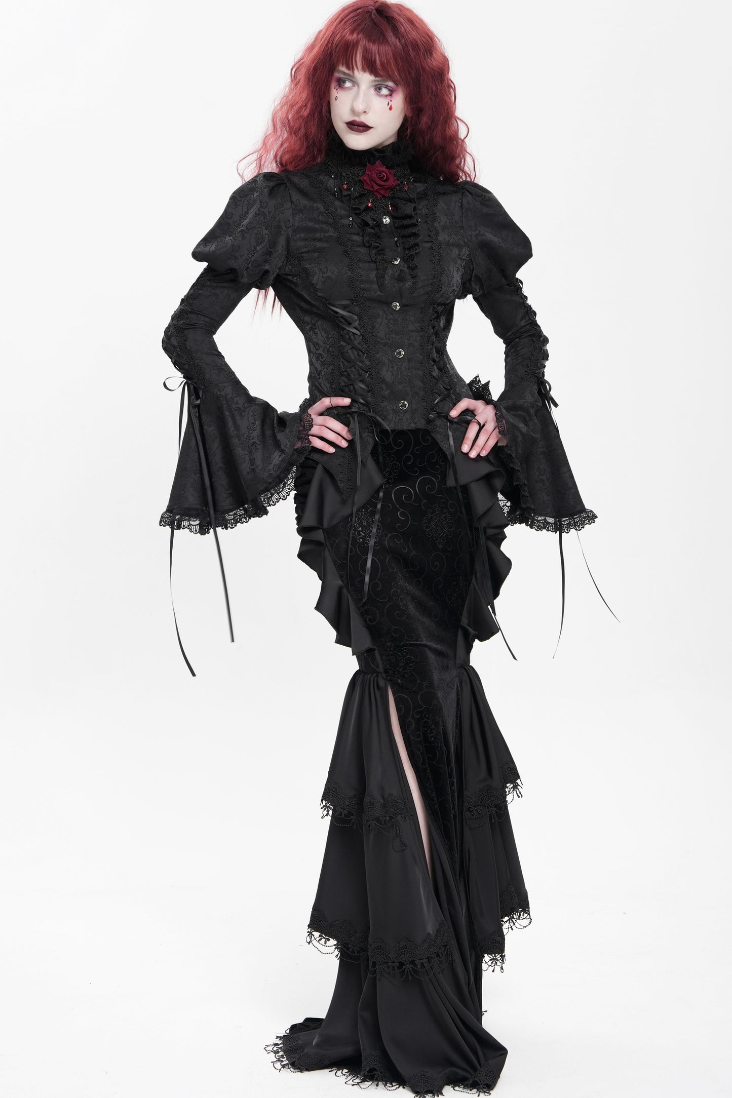 Chemise gothique à laçage et manches princesse