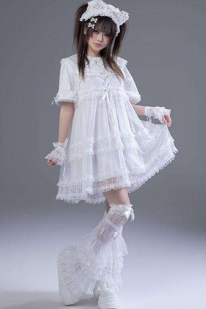 Dolly-Rüschenkleid eines schlafenden Engels