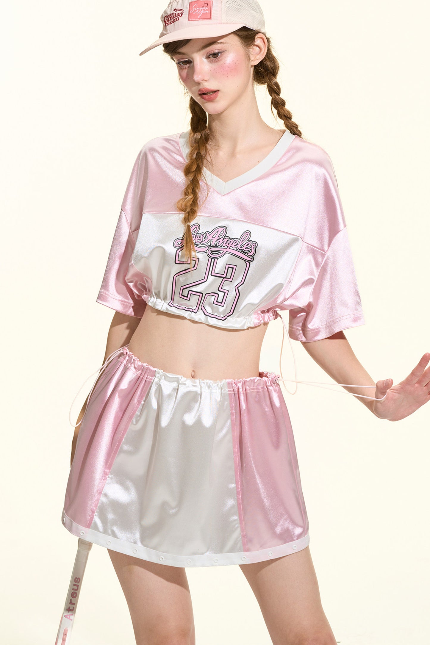 ピンクサテンスポーツTシャツ