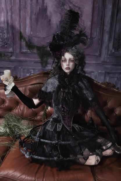 Dunkler viktorianischer Gothic-Umhang
