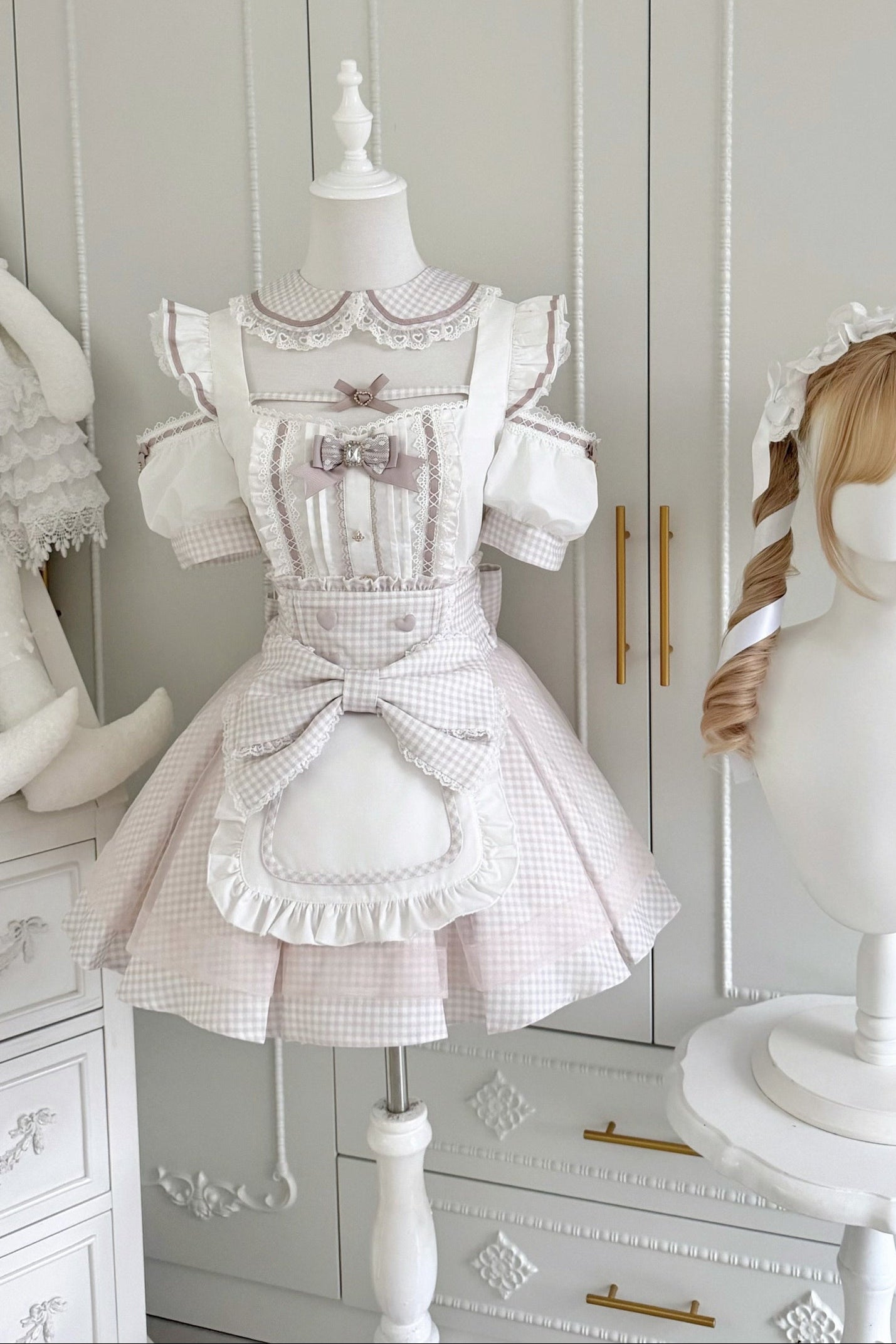 Ensemble haut à volants à carreaux style girly et minijupe à carreaux