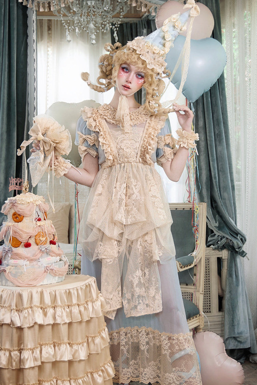 Cream Beige Doll-Like Lace Apron Dress