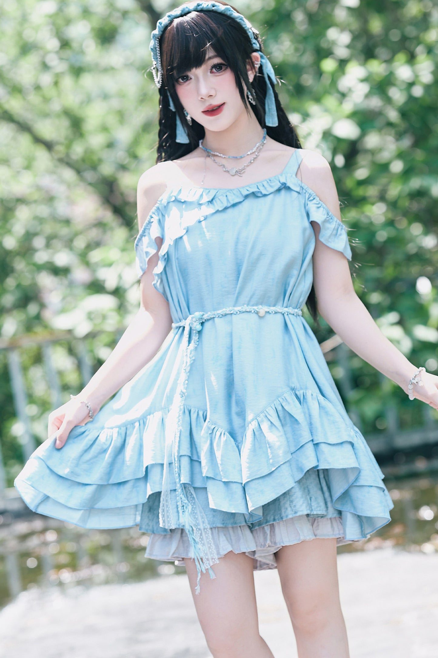 ガーリーブルーフリルオフショルワンピース