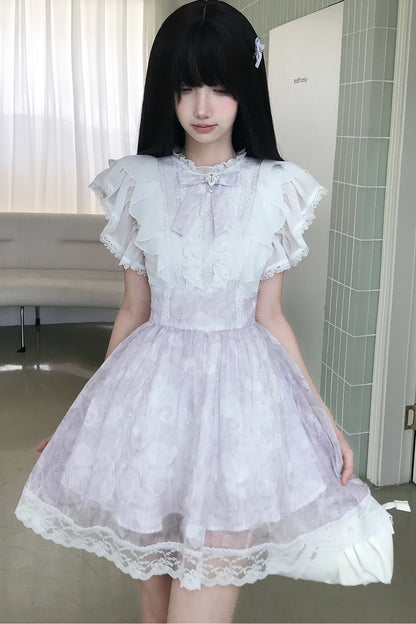 Vestido de encaje con degradado bruma púrpura y cintura ceñida