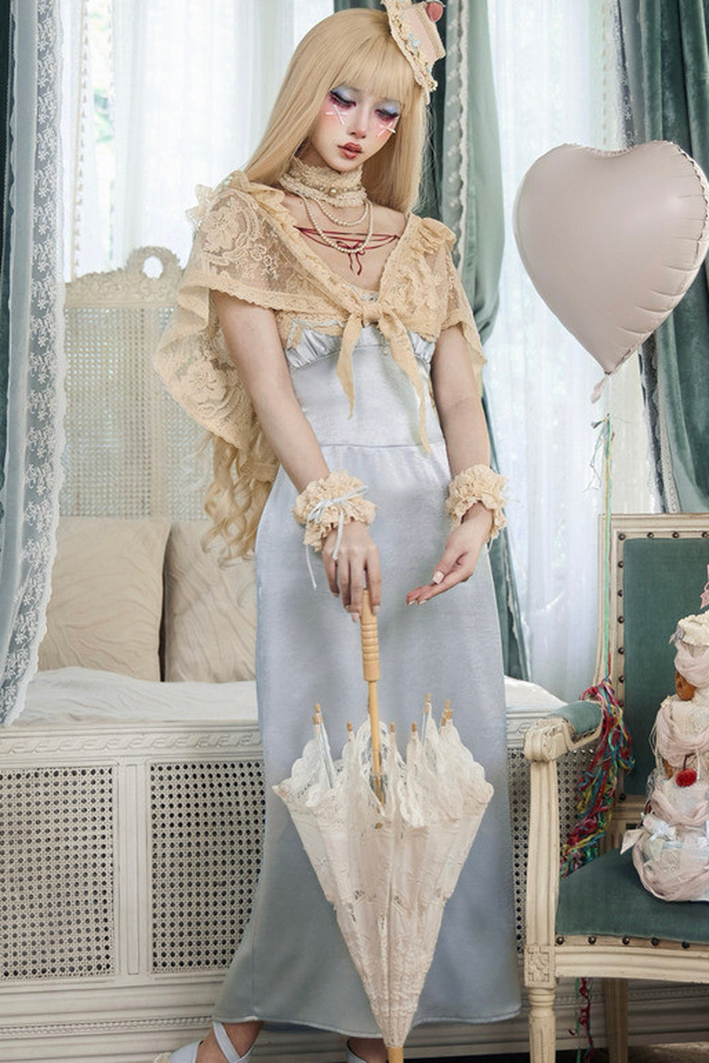 Cream Beige Lace Shawl