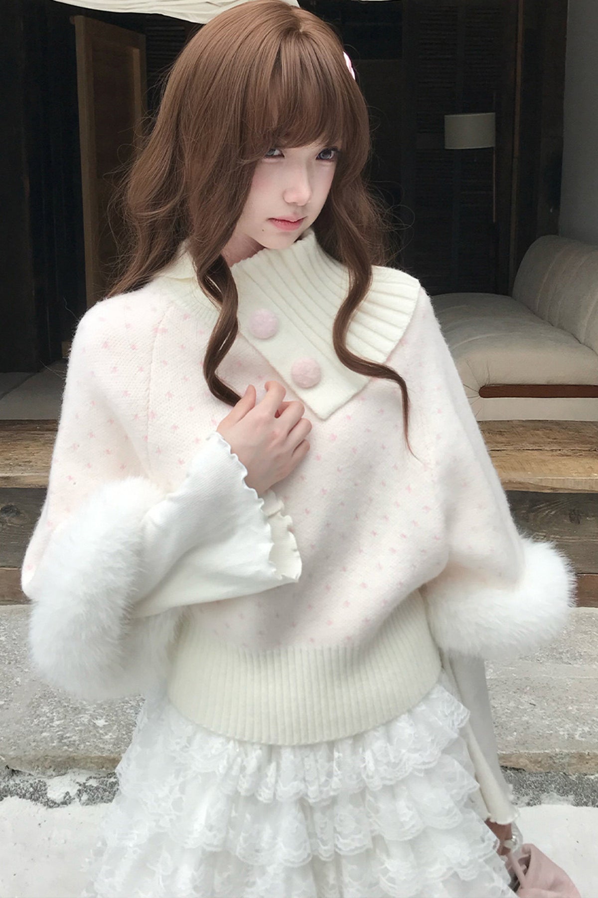 Ensemble jupe et pull cape rose en fausse fourrure
