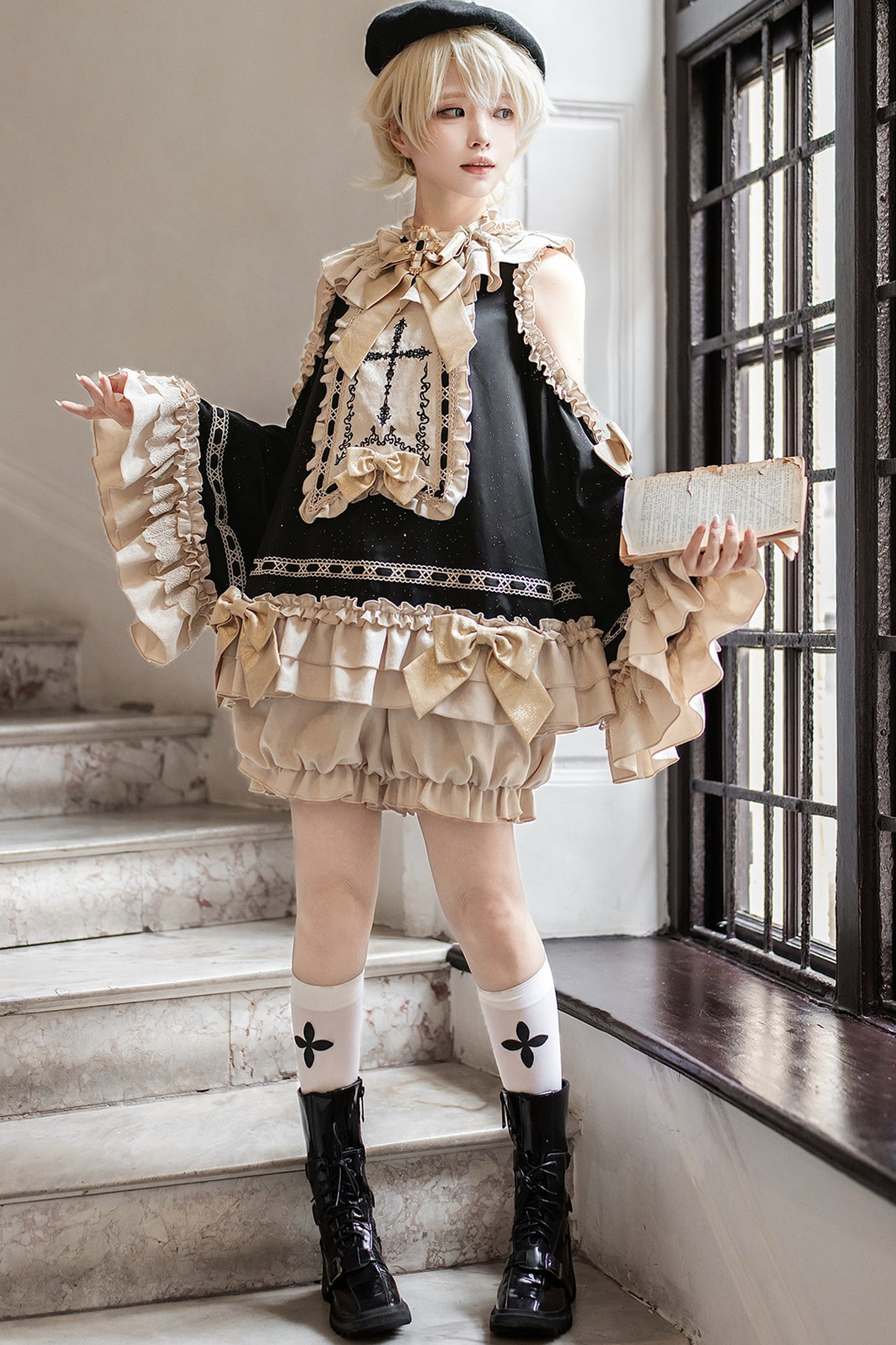 Antique Gothic Prince Lolita
