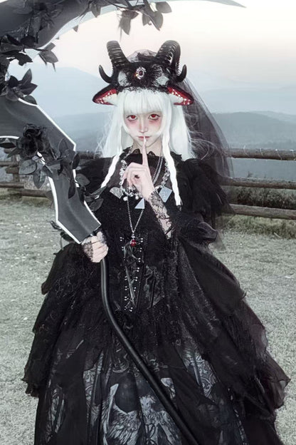 Original-Lolita-Zweiteiler mit Fischbeinkorsett und Figurformung