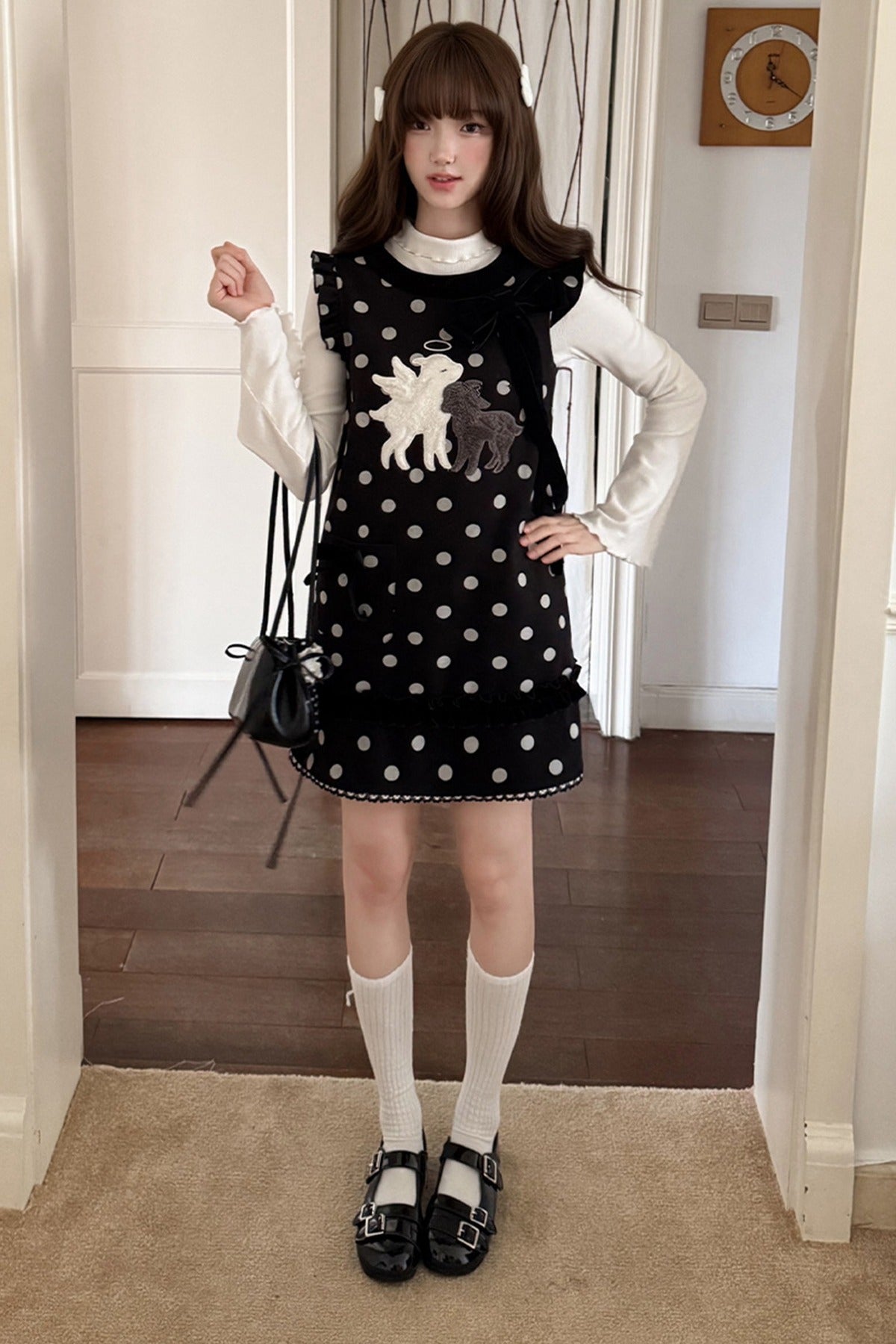 Sleeveless Lamb Embroidery Dress Set