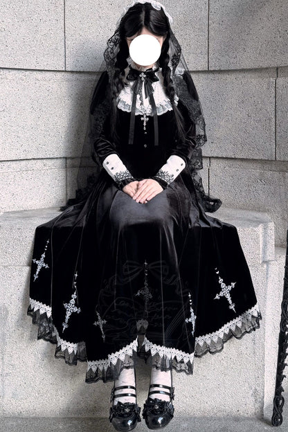 Cross-Cut Light Gothic Lolita Dress