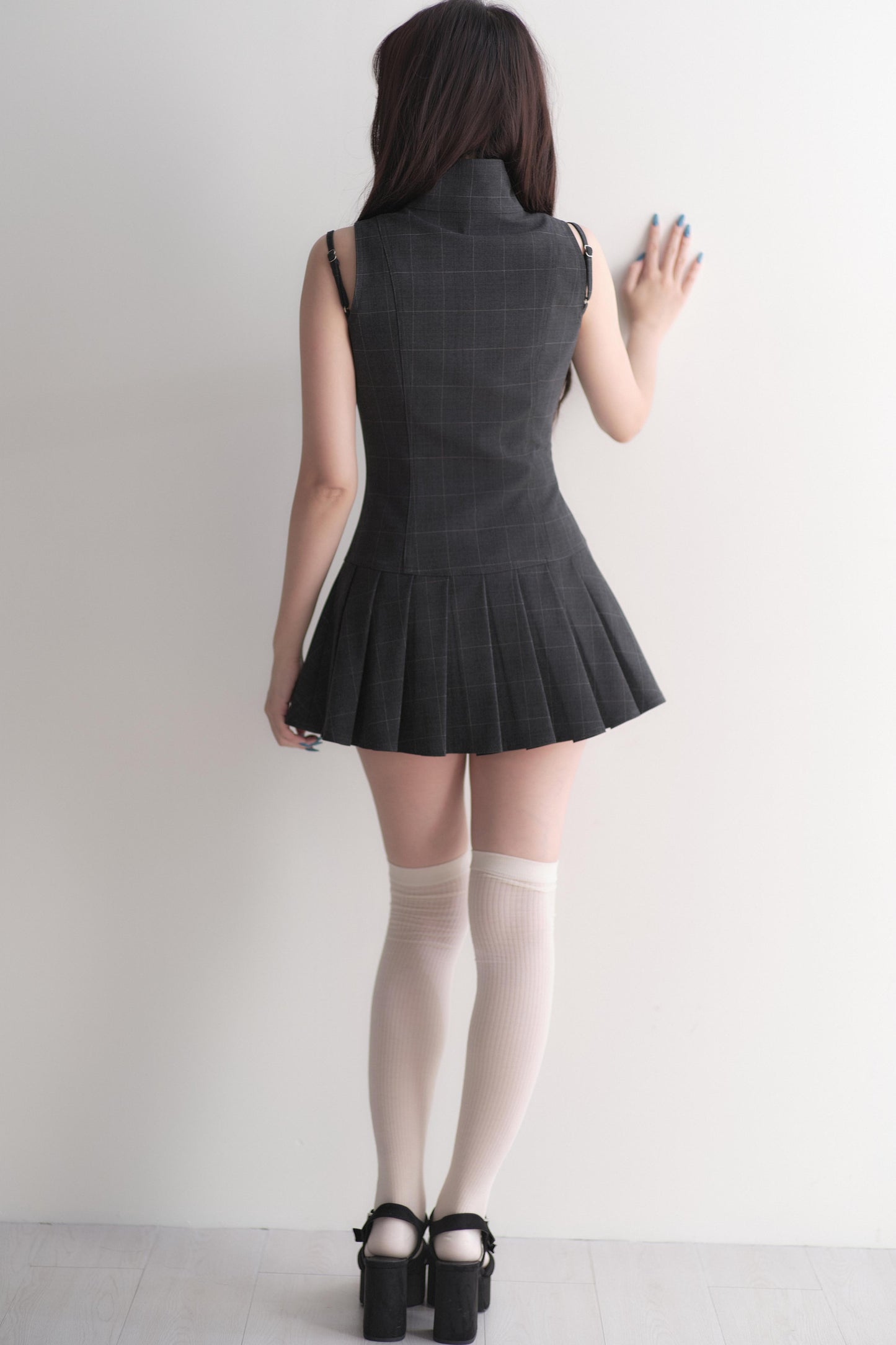 ダブルボタン量産型ミニワンピース＋パンツ