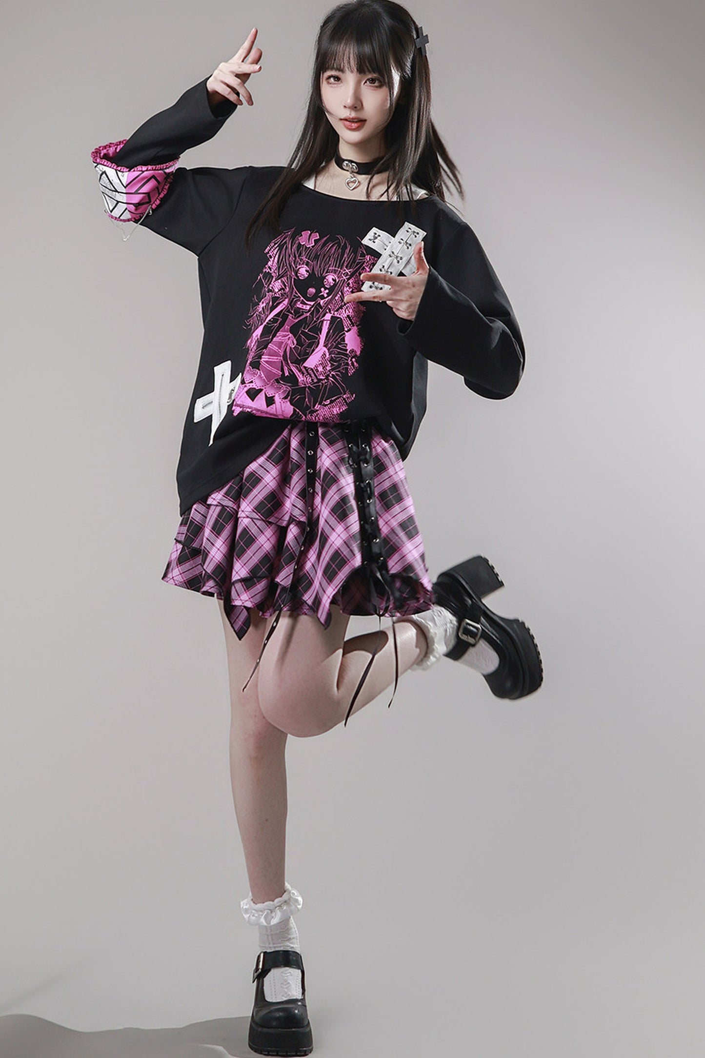 Cross-Decorated Armband Shoulder Strap T-Shirt