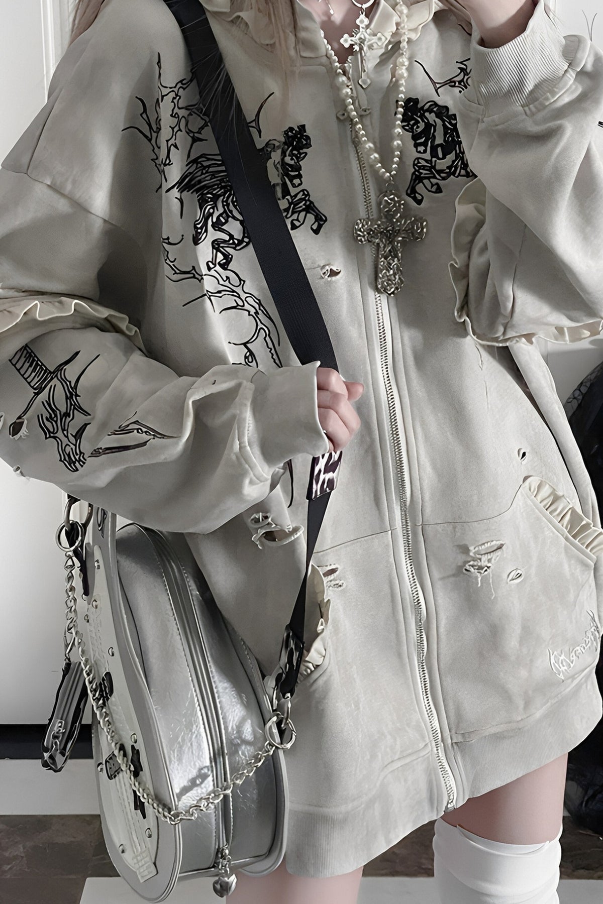 Long sleeve拉鍊連帽做舊刺繡外套