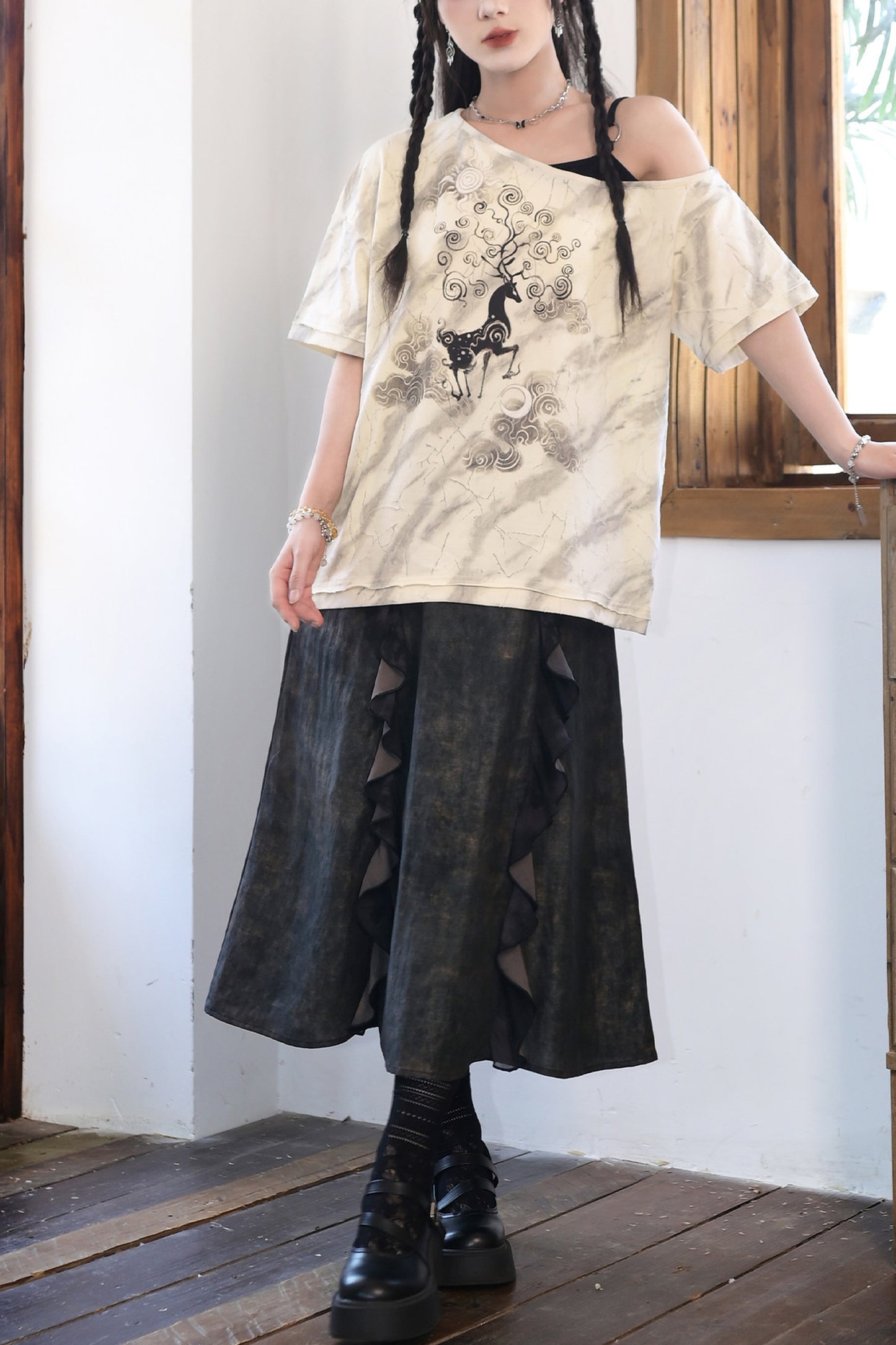 小鹿プリントオフショルTシャツ