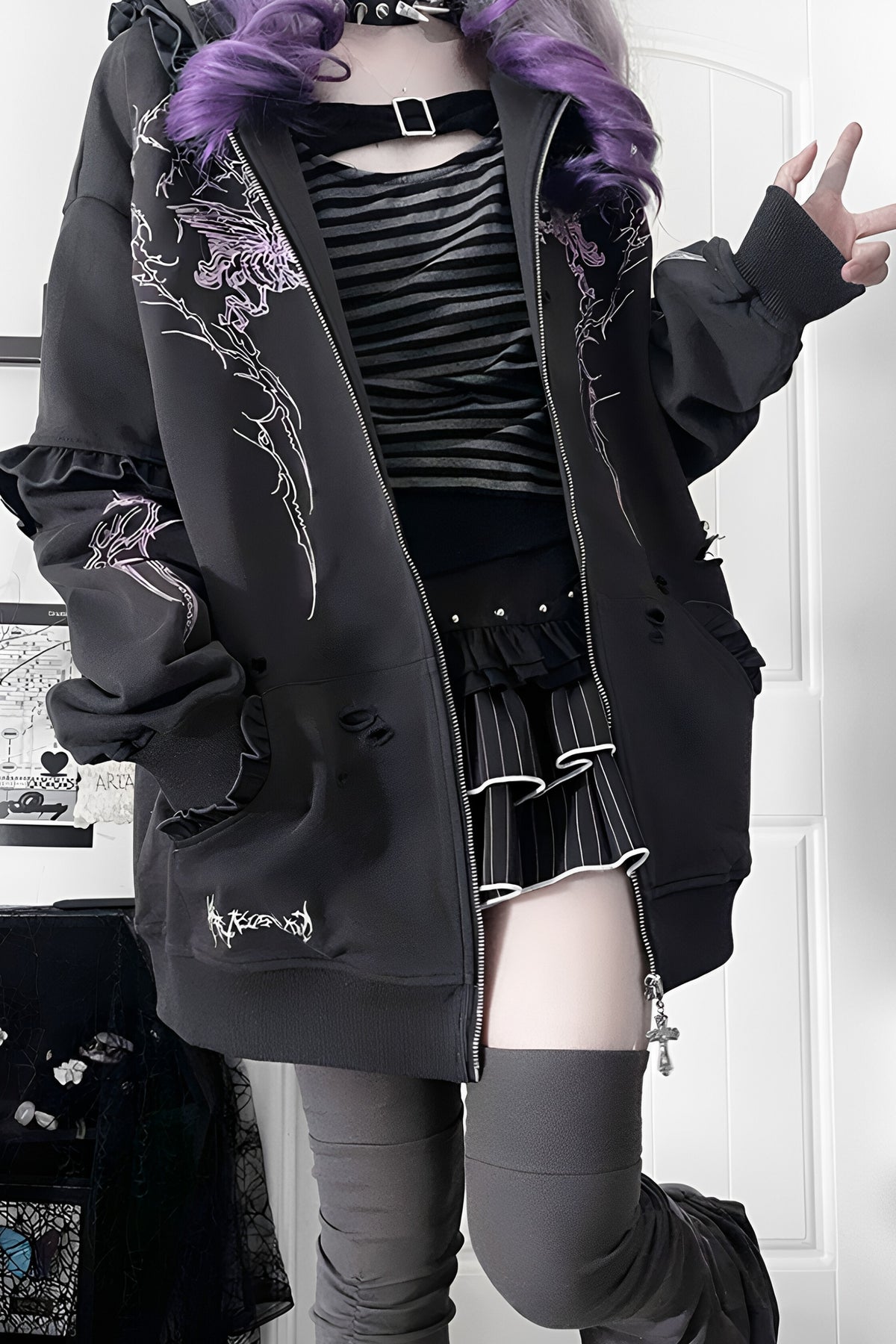 Long sleeve拉鍊連帽做舊刺繡外套