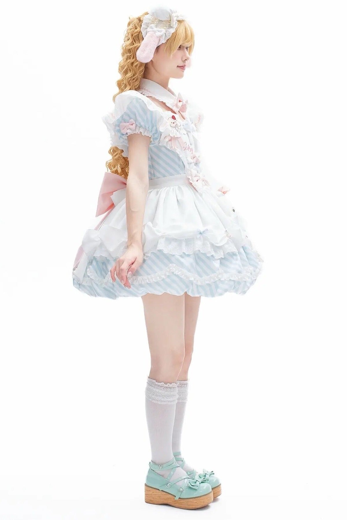 Ensemble robe Lolita à fleurs et chien