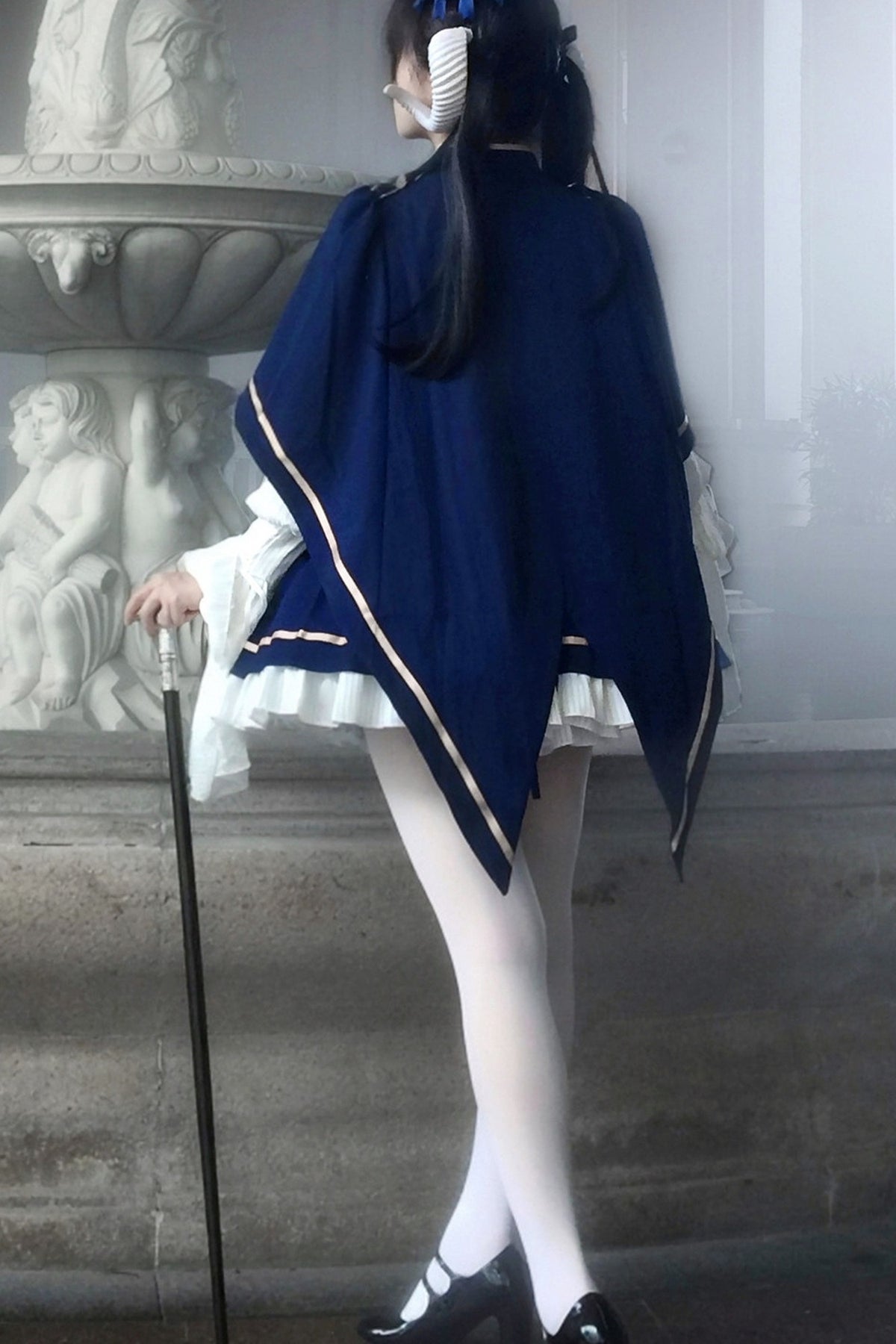 Royal Academy ensemble robe longue et cape