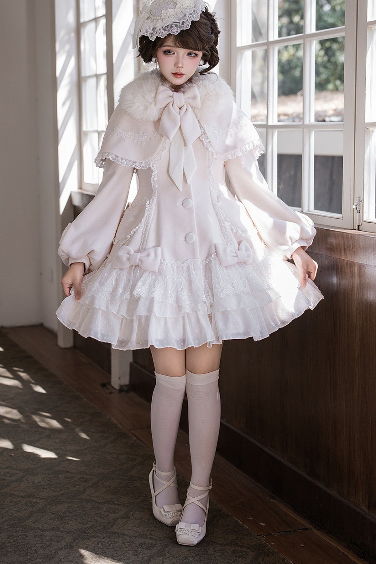 Lace Trim Bowknot Lolita Coat