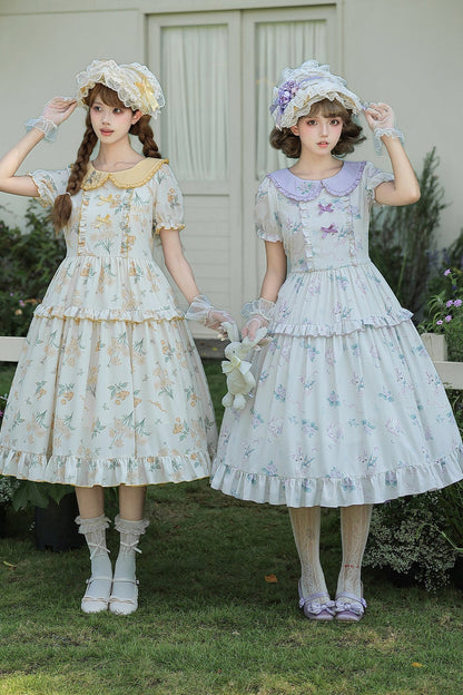 Kleid mit pastoralem Blumenprint und Bubikragen