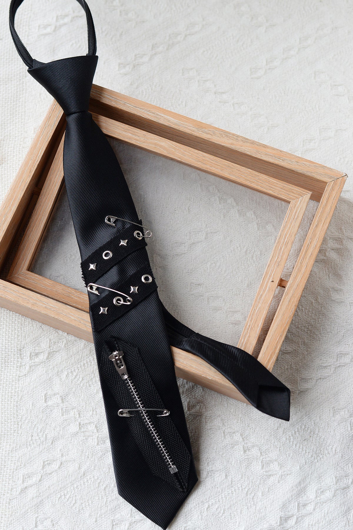 Zipper Decorative Necktie