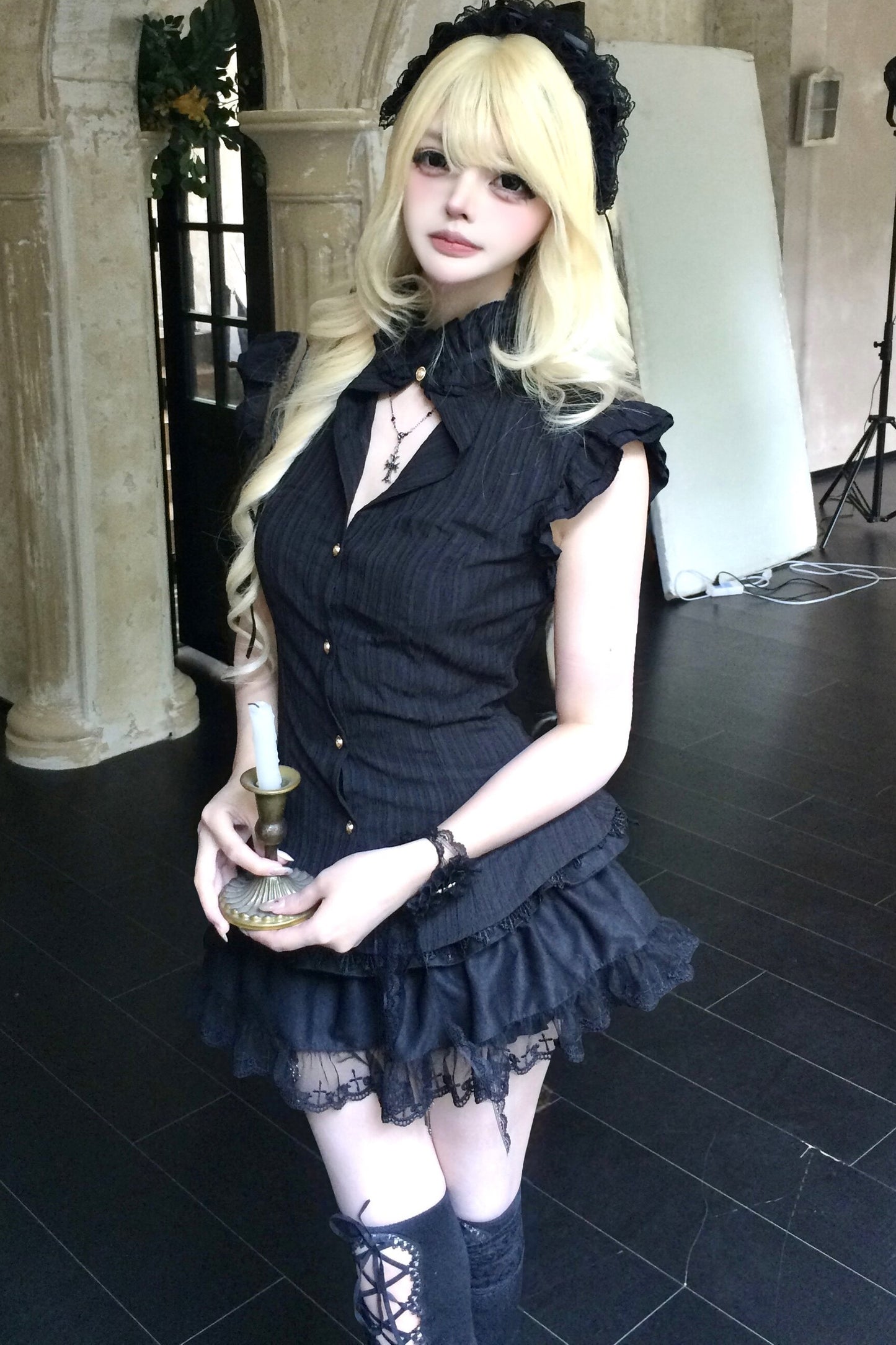 Schwarzes Gothic-Kurzarmhemd mit gestuftem Stufenrock-Set