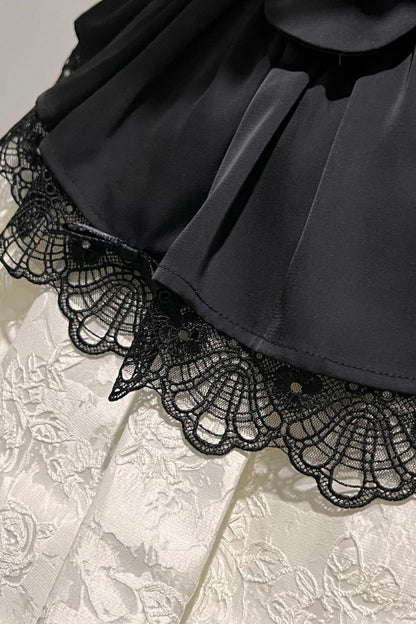 Prinzessinnen-Lolita-Kleid mit Perlen und Rosen