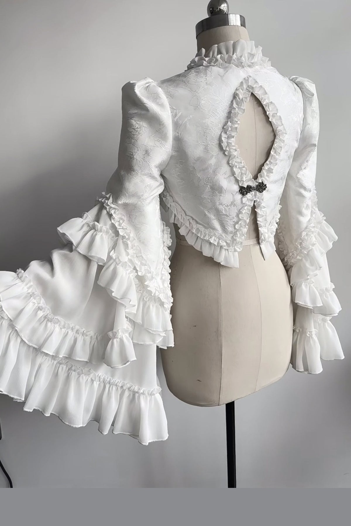 Gothic Lace Trim Long Sleeve Vest