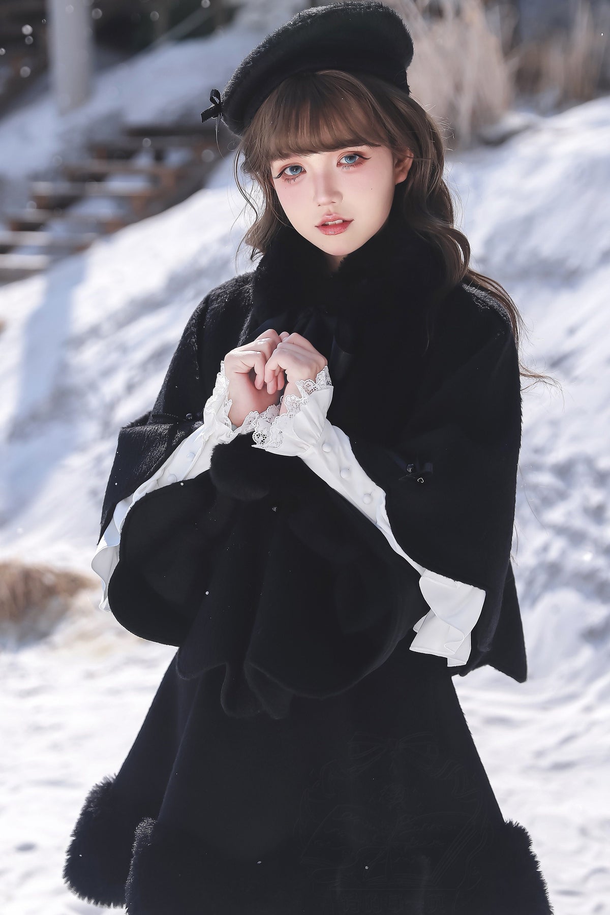 Fluffy Bow Cape and Skirt Set-Up