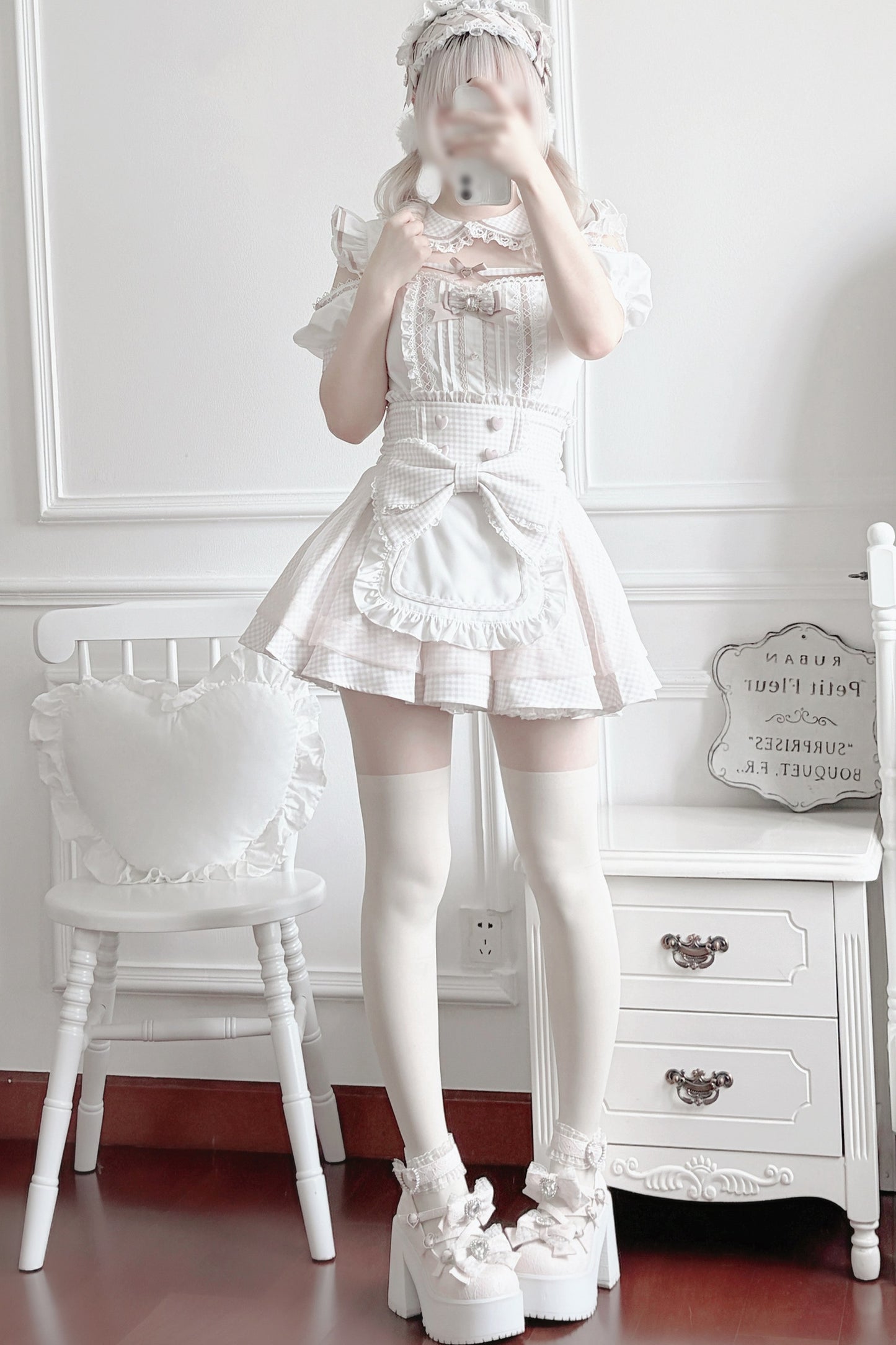 Ensemble haut à volants à carreaux style girly et minijupe à carreaux