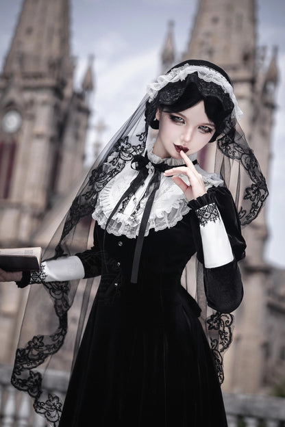 Cross-Cut Light Gothic Lolita Dress