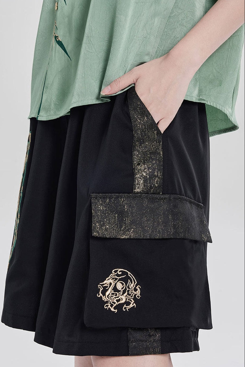 Golden Crow Embroidered Blouse Set-Up