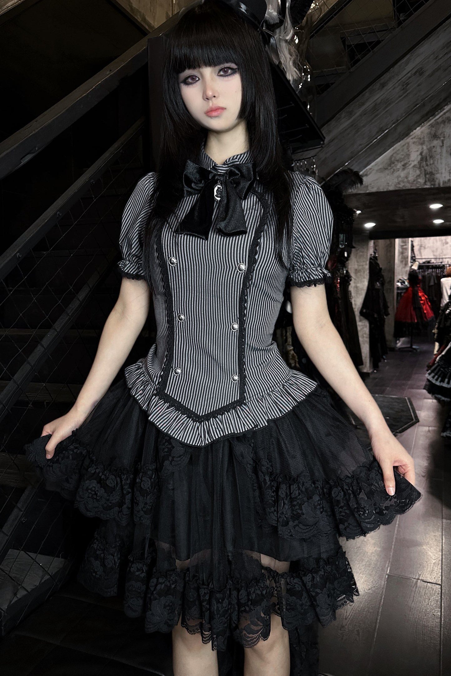 Gothic Lady Puff Sleeve Top