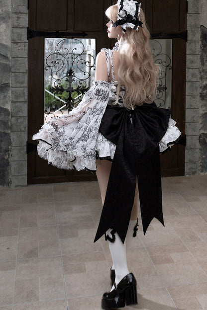 Lolita-Kleid mit Tuschewaschung und Fischgrätenmuster
