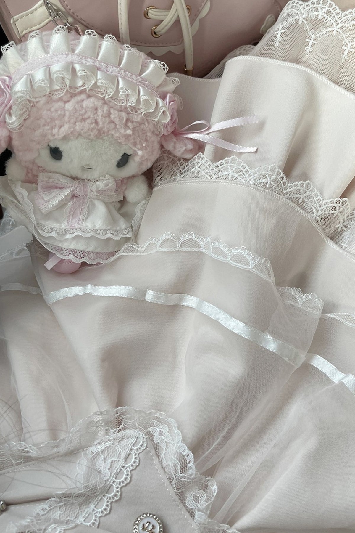 Cherry Short-Sleeved Lace Collar Shirt and Skirt Set-Up