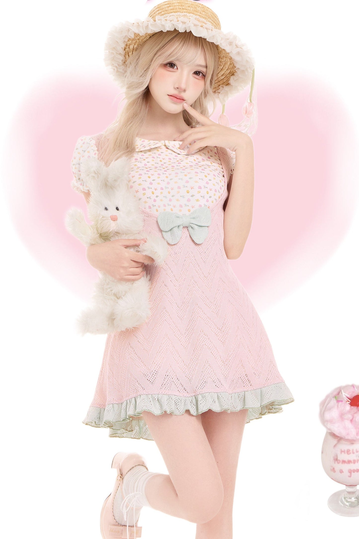 Mädchenhaftes weißes Druckhemd + Kleid mit Schleife