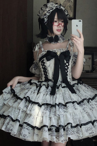Lolita-Kleid mit Tuschewaschung und Fischgrätenmuster
