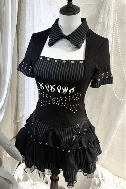 Gestreiftes Gothic-Oberteil mit Strass und Schnürrock-Set