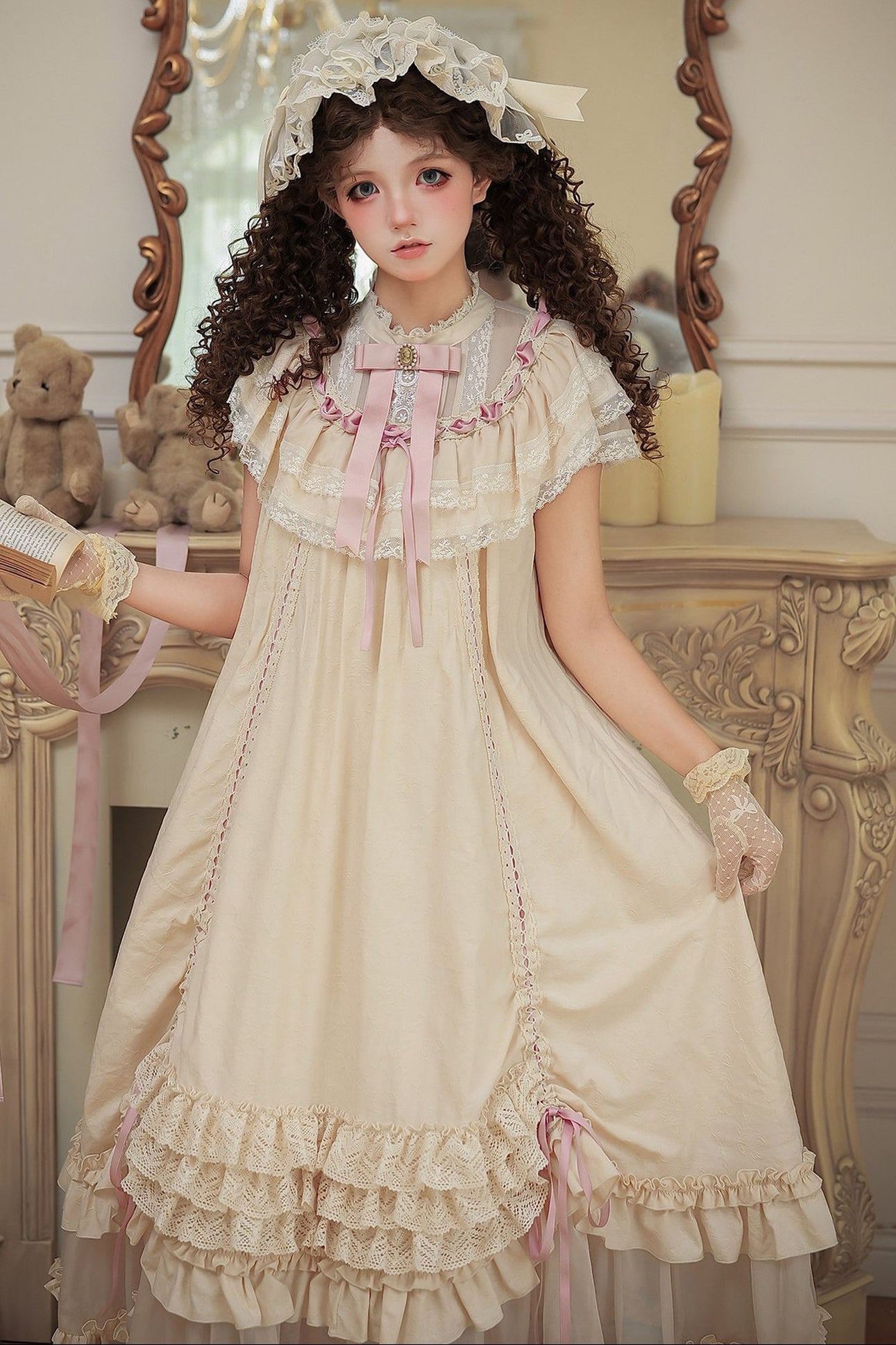 Milchtee-rosa Lolita-Kleid mit Puppen-Rüschen