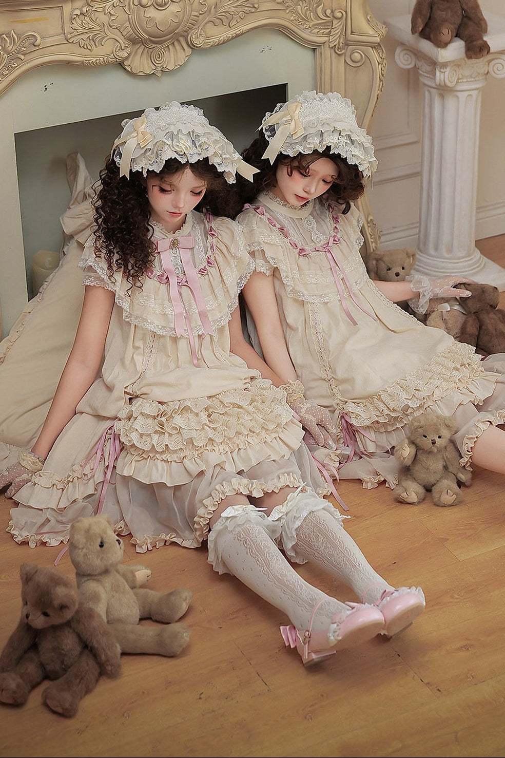 Milchtee-rosa Lolita-Kleid mit Puppen-Rüschen