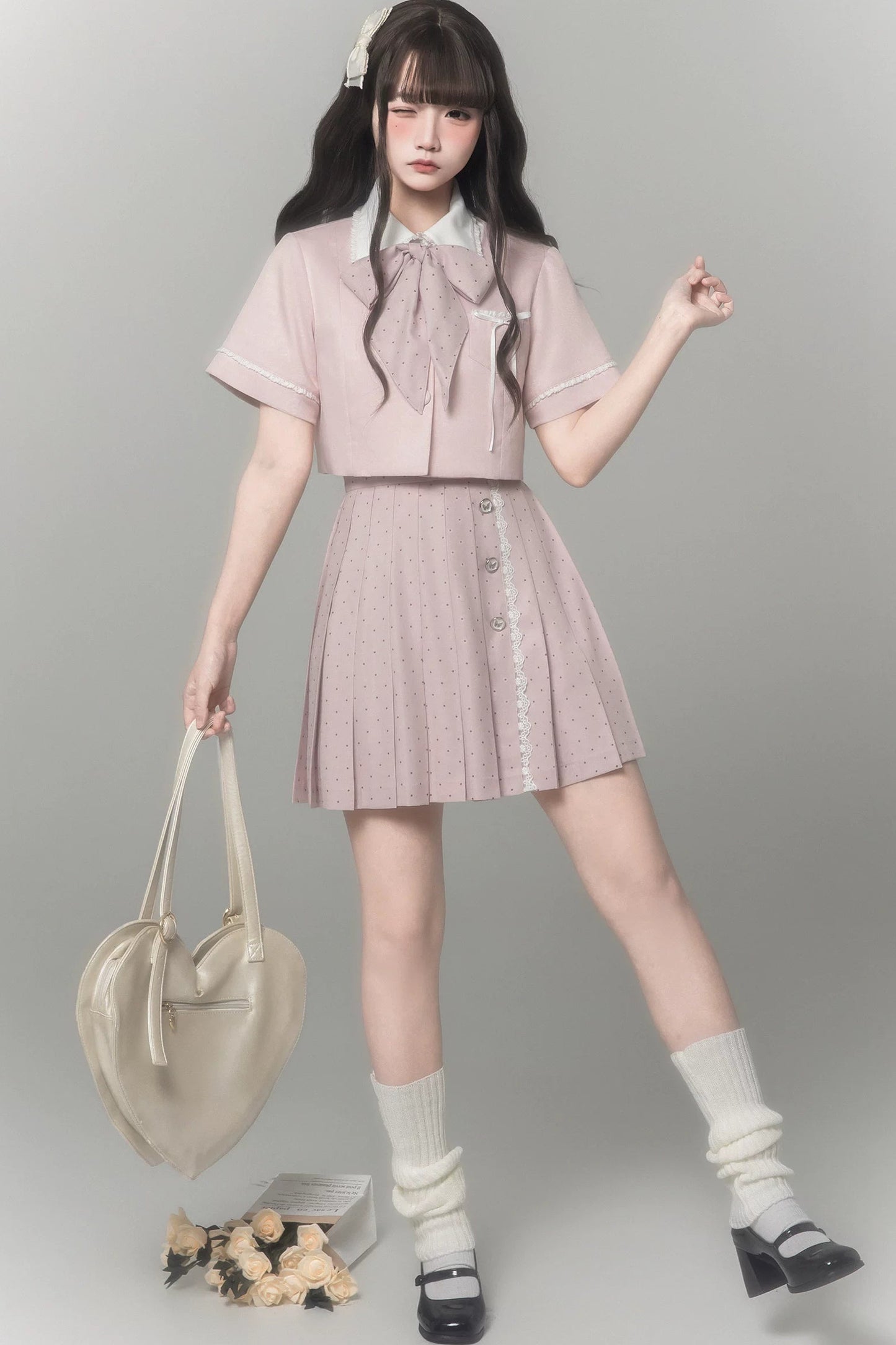 Süßes pinkes Uniform-Set