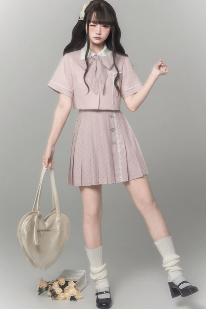Süßes pinkes Uniform-Set
