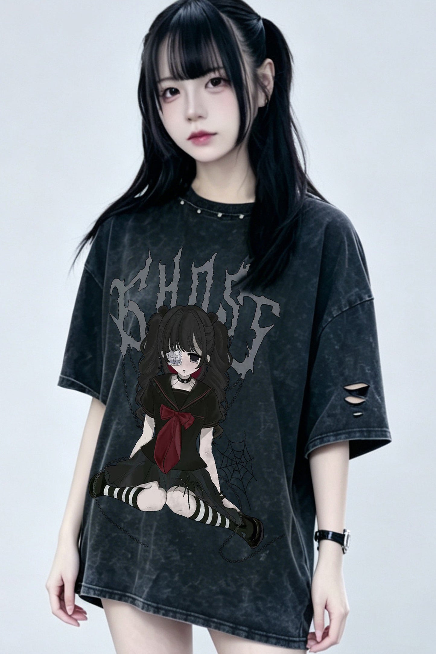 T-Shirt mit „Zerbrochene Puppe“-Grafik