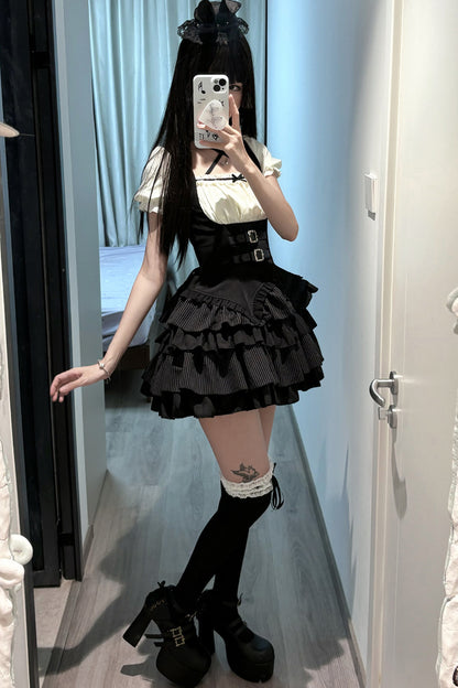 Cool Square Neck Four-Stage Dress