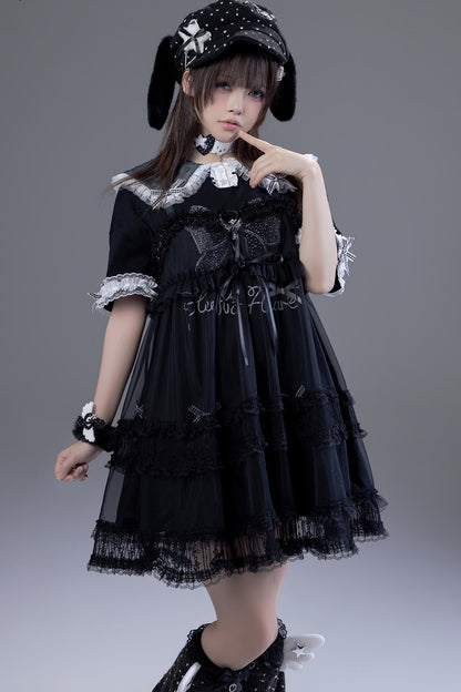 Dolly-Rüschenkleid eines schlafenden Engels