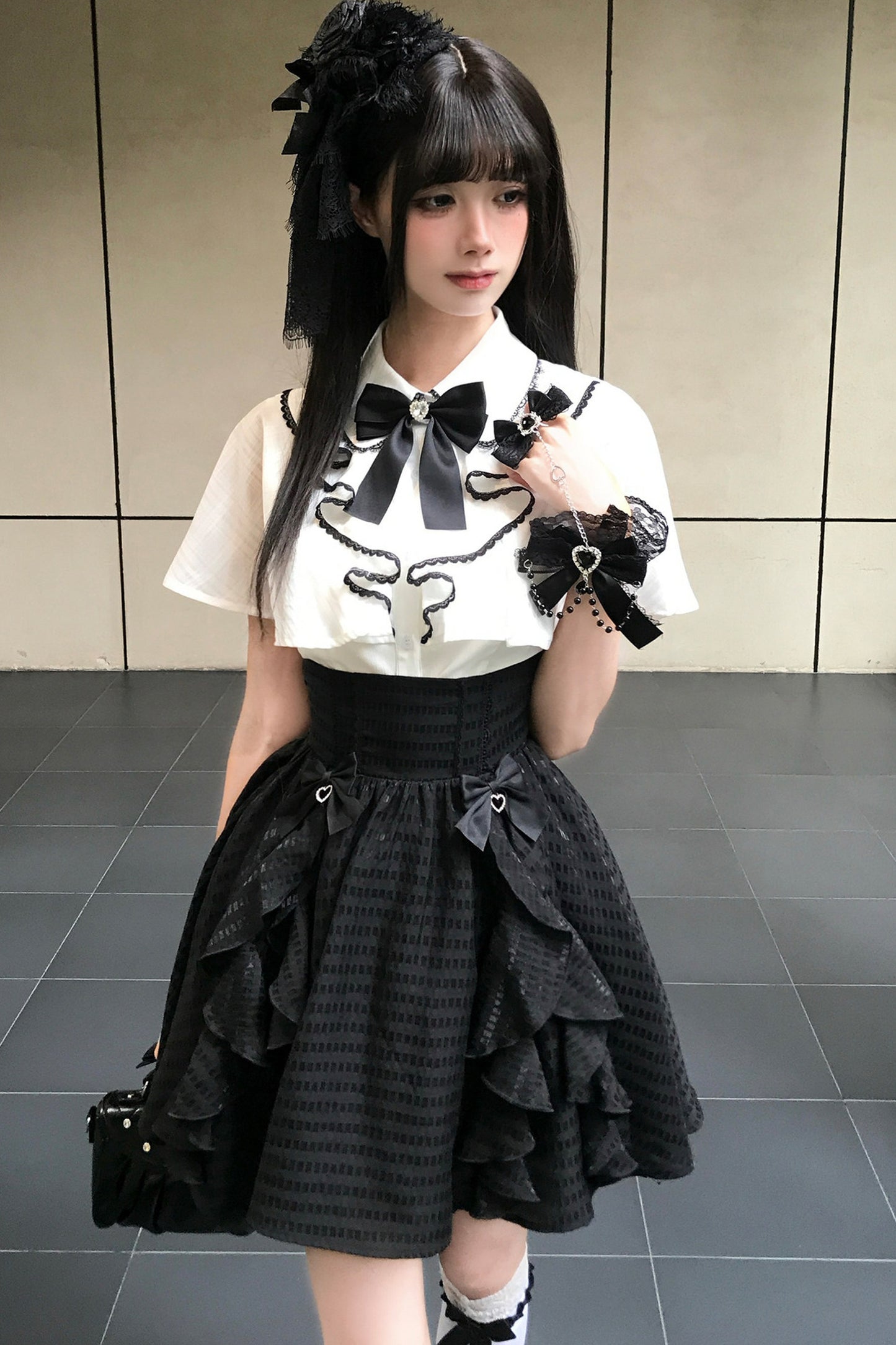 Black-White Cape Blouse And Plaid Skirt Set-Up